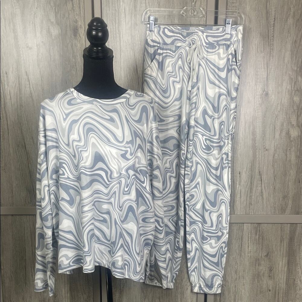 New! Bloomingdale's Exclusive Aqua Lounge swirl print Lounge Pajamas Women's L